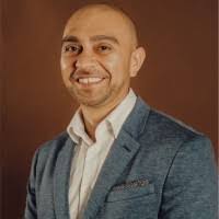 Efrain Carmona's Instagram, Twitter & Facebook