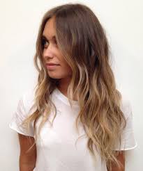 Whenever you feel like your simple brown or standard blonde are getting too tiring and you are in need for a fun change, choose between reddish and golden brown hair color options. Latest Balayage Hair Color Ideas Light Brown Balayage Balayage Hair Hair Styles Hair Color Balayage