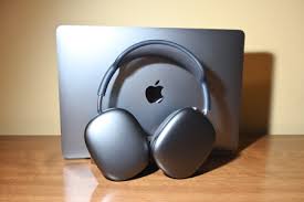 When the pods are in the case, the light shows you how much to pair them with other devices: Airpods Max Review Price Sound Quality Comfort Features Worth It Rolling Stone