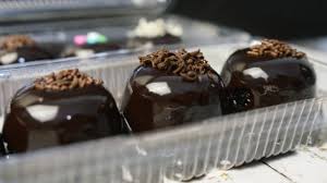 Kue panggang ini bisa jadi pilian kalau ada tamu mendadak, apalagi bahan2 semua biasa ada didapur. Cupcake Vanilla Chocolate Chip Muffin Vanilla Chocolate Chip Mydapur Panas Youtube