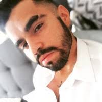 10+ perfiles de «Adrián Cervera»