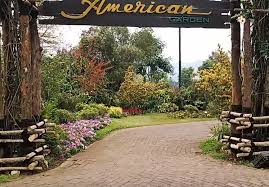 Jalan kebun bunga was laid out for the purpose of linking the gardens to town. Taman Bunga Nusantara Tiket Masuk Jam Buka Mei 2021
