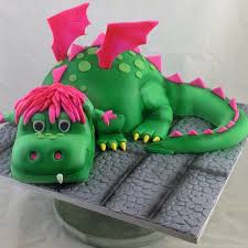 Pete is the titular protagonist and best friend of elliott in disney's 1977 feature film, pete's dragon. Whoo S Bakery Houston Texas On Instagram Had To Post Another Pic Of My Cute Elliott A Dragon Cake Dragon Cake Dragon Birthday Cakes Puff The Magic Dragon
