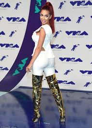Vmas 2017 Celebrities Who Made The Worst Dressed List