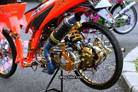 Lihat gambar honda vario 125 terbaru, motor vario 125 memiliki 22 gambar. 52 Modifikasi Vario 150 Jari Jari Esp Techno 125 Cbs Dan 110 Street Racing Drag Bike Com Honda Motor Kendaraan