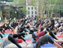 Jivamukti yoga, however, will endure in the new york area and all over the world through our teachers and studios. Kostenlos Yoga Im Bryant Park Newyorkcity De