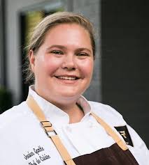 Jessica Gamble's Instagram, Twitter & Facebook