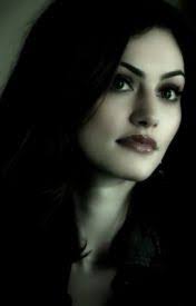 Lena Stiles's Instagram, Twitter & Facebook