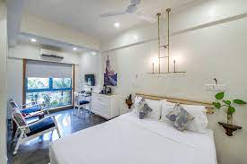 Welcome To Hotel Kemps Corner Enjoy Spacious Rooms With Oak Wood Flooring Zum angebot gehoeren ein internetzugang per kabel (gegen gebuehr), ein limousinenservice und kostenlose zeitungen in der lobby. welcome to hotel kemps corner enjoy