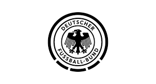Anlaufen, antäuschen und ganz genau zielen« einige fußballbegriffe sind echt kompliziert. Thomas Muller Mats Hummels Jerome Boateng No Longer In Low S Germany Plans
