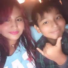 LoÚltimo 🔴CHUTEROS DE RODILLAS EN LA FRONTERA CON CHILE. Hugo Bustos,  director del Grupo de Busqueda de Vehículos, establecido en el País de  Chile, público imagenes de un grupo de chuteros que