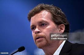 307 Mark Parker Nike Photos & High Res Pictures