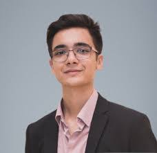 Varun Pitale's Instagram, Twitter & Facebook