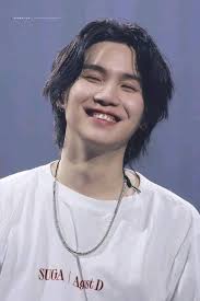 May your Christmas be filled with moments of love, laughter, and goodwill.  Wishing you all the best!💕🌹