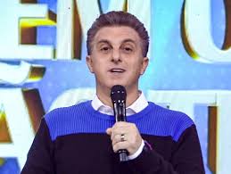 Isso porque, de acordo com o g1, o apresentador assumirá o programa da tv globo no lugar de fausto silva até a estreia de luciano huck, prevista para 2022. Ogpyhcjfe1agmm
