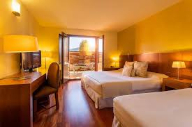 Check spelling or type a new query. Charming Hotel In Barco De Avila Hotel Izan Puerta De Gredos