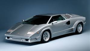 The first production vehicle was sold to an australian buyer in 1974 as the lp400. Ausfuhrliche Modellbeschreibung Uber Den Lamborghini Countach