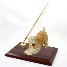 This is the size of 7.0 * 2.5 * 5.0 centimeters or Soft Coated Wheaten Terrier Pen Set