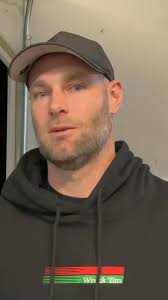 “Sorry Tom” 🤣🤣🤦🏻‍♂️ Shane van Gisbergen breaking stories.