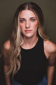 Danielle Acker's Instagram, Twitter & Facebook