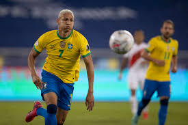 Encuentra en olímpica ofertas y promociones en televisores, celulares, computadores, colchones y más. Paulinho Fala Sobre Atacantes Da Selecao Olimpica Jardine Tera Muito Poder De Escolha Gazeta Esportiva