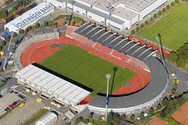 Eintracht braunschweig scheint bis in den mai hinein um eine zweite aufeinanderfolgende saison in der 2. Eintracht Stadion Braunschweig Deutschland