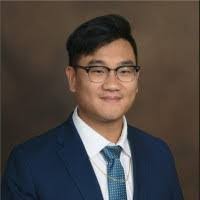 Elijah Strauss's Instagram, Twitter & Facebook