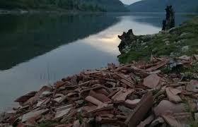 Oricând, oriunde, pe toate dispozitivele dvs. Poiana MÄrului O BucÄÈicÄ De Rai Doar Pentru TuriÈti Unii Localnici IÈi Bat Joc De Zona MinunatÄ In Care TrÄiesc