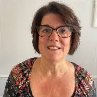 Jayne Hillman's Instagram, Twitter & Facebook