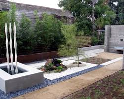 Bamboo has been around for millions of years and is considered to be imbued with luck and good fortune. 56 Ideas For Bamboo In The Garden Out Of Sight Or Decoration Interior Design Ideas Ofdesign