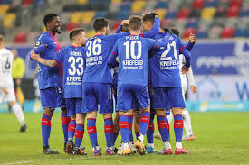 Squad of kfc uerdingen 05. 3 Liga Warum Prasident Mikhail Ponomarev Beim Kfc Uerdingen Cool Bleibt