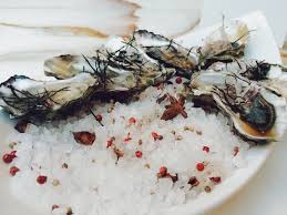Intossicazione alimentare da funghi (che predispone a insufficienza epatica), pesce o altro prodotto. Scopri I 6 Cibi Da Evitare Per Non Rischiare Un Intossicazione Alimentare