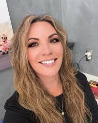 Amanda Marsee's Instagram, Twitter & Facebook