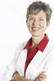 June Connections_October CONN.qxd