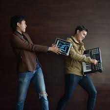 This makes it easy to reuse code across multiple platforms and to track related issues. Hapus Ulangi By Yuvienvy