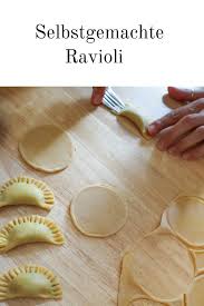Selbstgemachte Ravioli Lebensmittel Essen Eierschwammerl Selbstgemacht