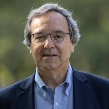 Dawn Stilwell's Instagram, Twitter & Facebook