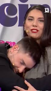 Te quedas pegada mirando reels???? Yo siiiii! Tremendooooo ! Y pucha que me  gusta bailar pero me cuesta adaptarme a las coreos nuevas , tan rápidas y  cortas 🤣🤣🤣🤣 todas las noches