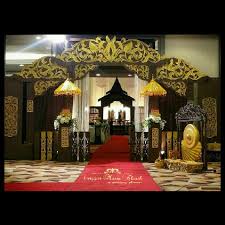 Hafizan md.desa alira bt.karya klasik nasional.pm outdoor stage. Pelamin Tradisional Melayu Klasik