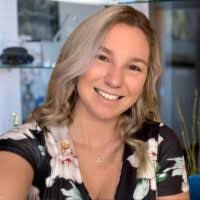 Grace Burdick's Instagram, Twitter & Facebook