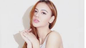 Alhamdulillah, tes dna akan disupport bunda maiaestiantyreal, tulis ratu rizky nabila lewat instagram story, jumat (21/5). Artis Cantik Ratu Rizky Nabila Ungkap Hal Mengejutkan Usai Cerai Dari Pemain Persija Alfath Faathier Tribun Medan