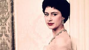 Clynes, was present to verify the birth.the registration of her birth was delayed for several days to avoid her being numbered 13 in the. Prinzessin Margaret Zigaretten Zum Fruhstuck Und Dann Erstmal Einen Stutzwodka Welt