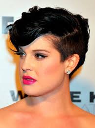 Kelly osbourne never veers far from her violet spectrum, so she makes up for it in her style reinventions. Pin On Punk D