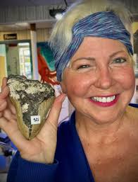 Shark, Jaws, Scuba Diver, Megalodon Tooth created with CNC. Containers for  collecting shark teeth. Openings at the top. Megalodon tooth can be ordered  to sit