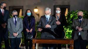 El presidente sebastián piñera anunció el bono de alivio para las pymes para ayudar a las pequeñas y medianas empresas durante la pandemia. Recibire Nuevas Ayudas Lo Que Debe Saber Del Nuevo Ife Y El Bono Pymes Anunciados Por El Gobierno La Tercera