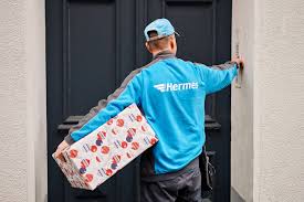 Die zahl der online bestellungen nimmt mehr und mehr zu. Neues Liefermodell Bei Hermes Der Nachbar Wird Zum Paketshop