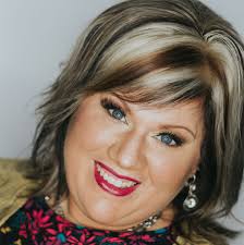 Melissa Hager's Instagram, Twitter & Facebook