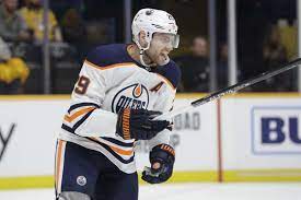 Connor mcdavid dominates as oilers batter flames. Das Verdienen Die Deutschen In Der Nhl