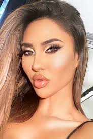 A Complete Guide To Olive Skin Tone Makeup Smudged Eyeliner Olive Skin Bold Eyeliner