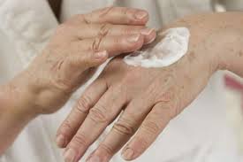 Este vorba despre zone de roşeaţă pe pomeţi şi/ sau la baza nasului, care pot avea diverse cauze, de la reacții alergice, la boli respiratorii și chiar stres. Solutii Naturiste Pentru Un Ten Fara Pete Maronii Infocs